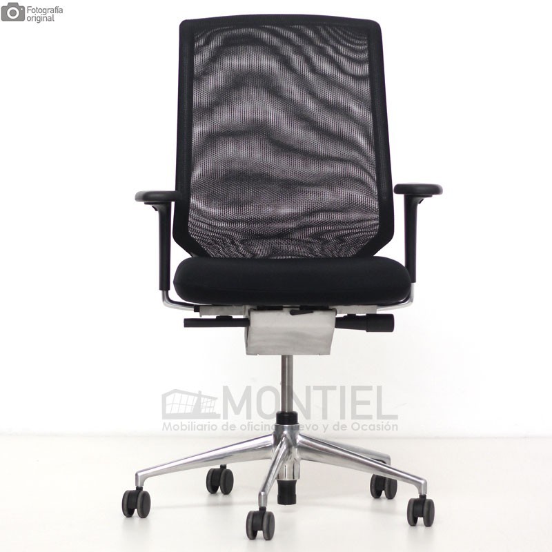 Vitra Meda Pro Chair