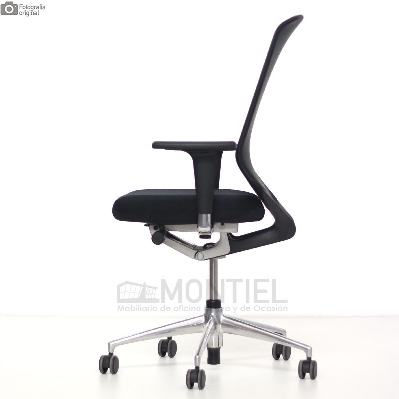 Vitra Meda Pro Chair