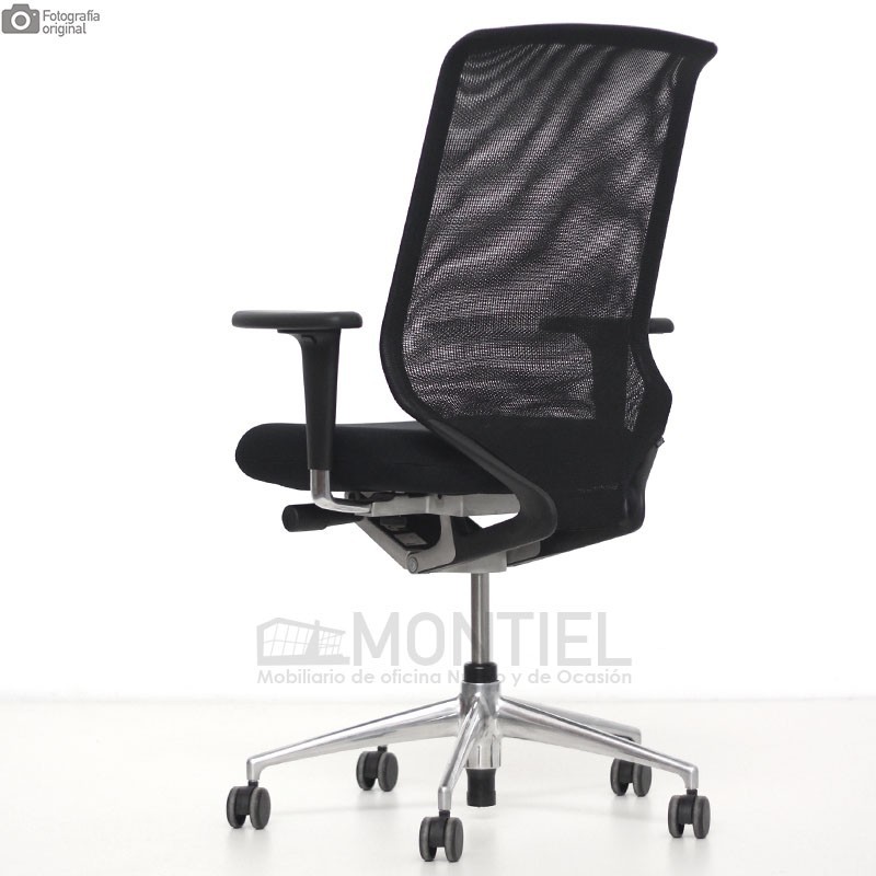 Vitra Meda Pro Chair