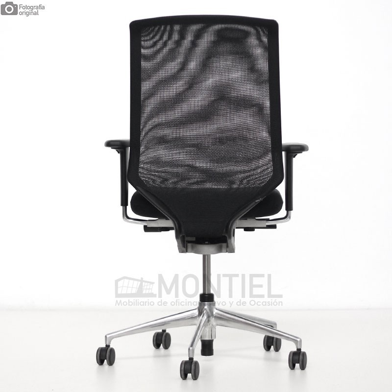 Vitra Meda Pro Chair