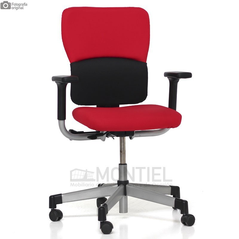 ▷ Silla Ergonómica LET'S B 【 Steelcase 】Brazos Fijos | Montiel