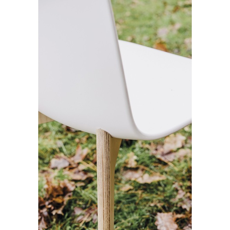Silla de diseño Lottus Wood de ENEA
