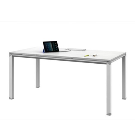 Mesa de Escritorio Metrik de KESTA