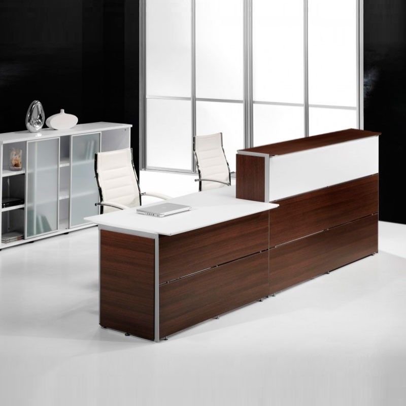 Mostrador con mesa de atención personalizada lateral R3 de Herpesa