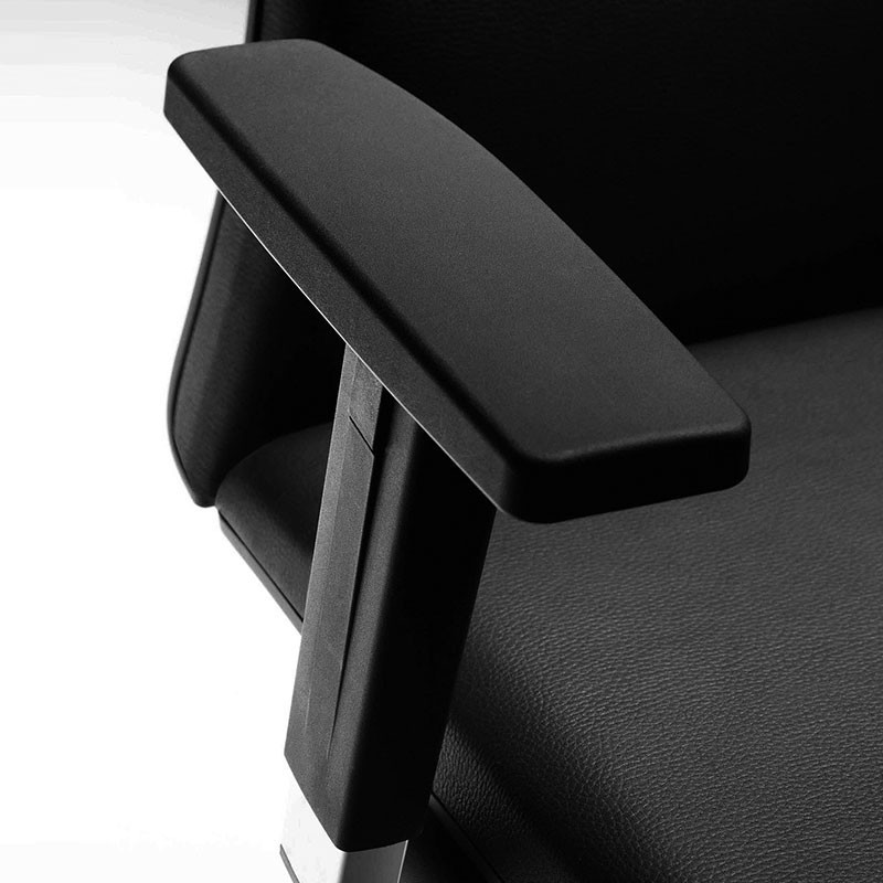 silla ergonómica con brazos regulables