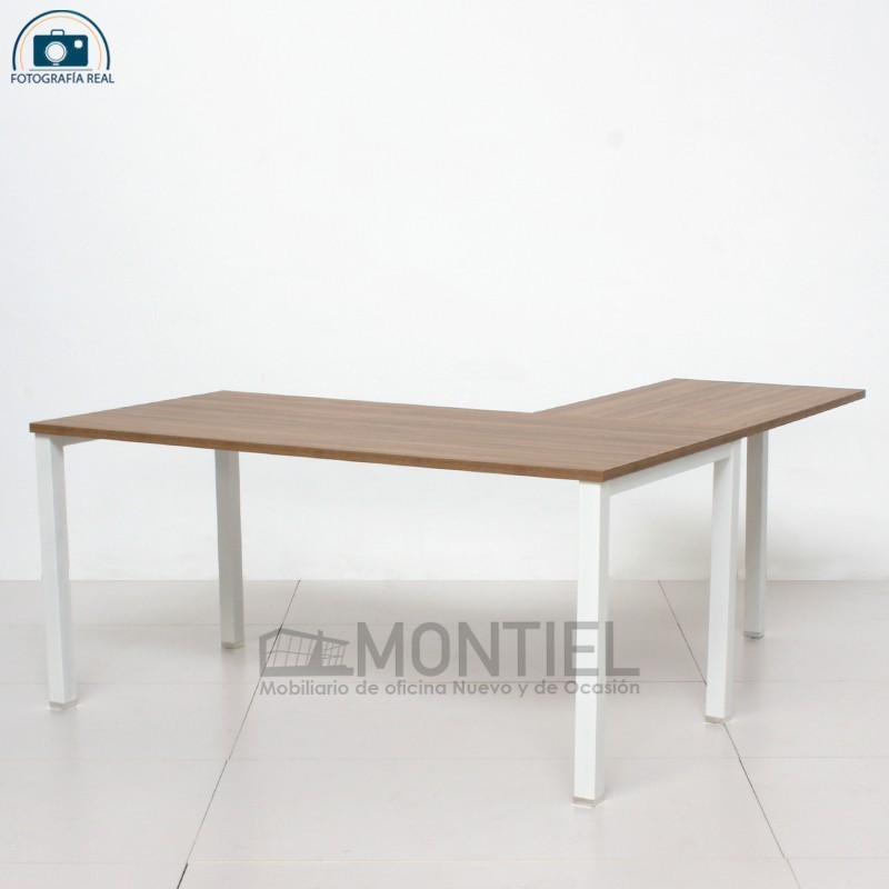 Mesa Escritorio en L Nogal Slow Basic de Kunna - Montiel