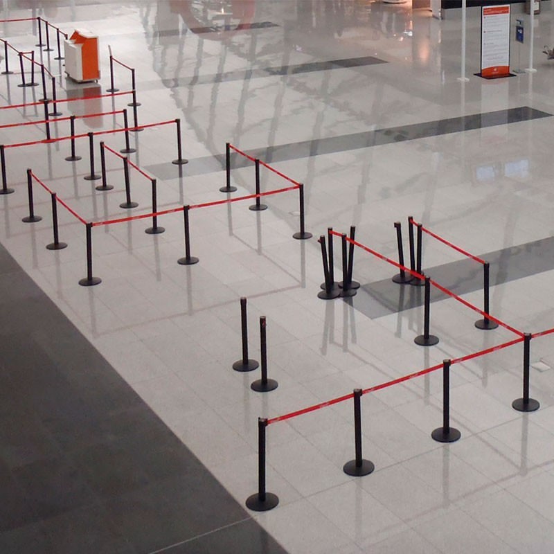 Poste Separador Next Eco en espacio