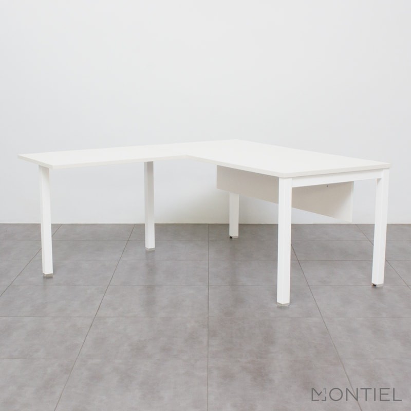 Mesa de Dirección Blanca con Ala y faldón de melamina NEW
