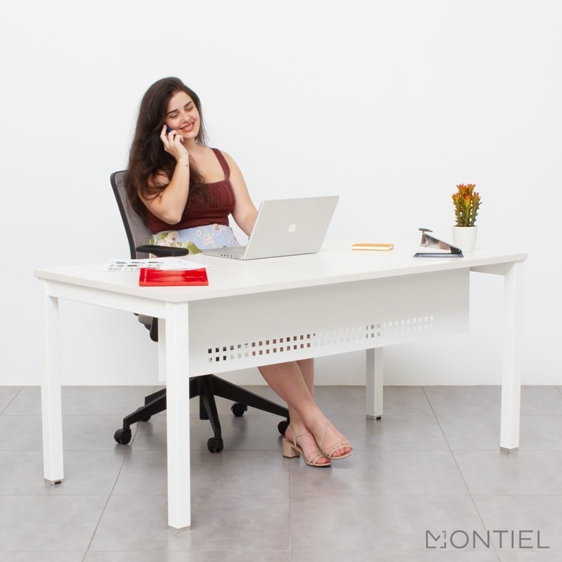 Mesa de Escritorio y Estudio Basic de Kunna - Oficinas Montiel