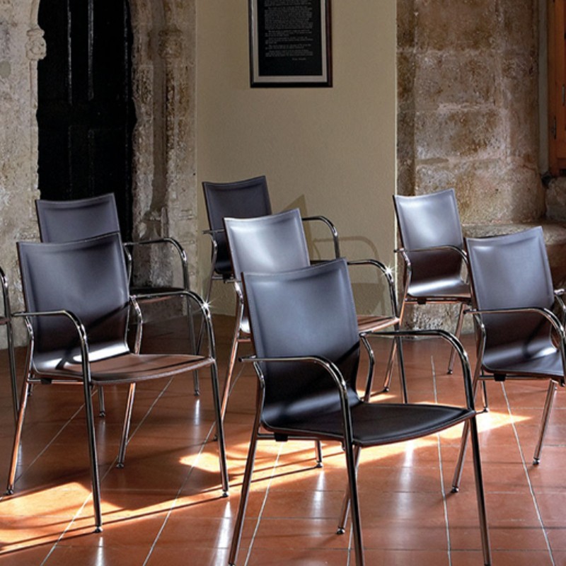 Silla Íkara lacada + piel