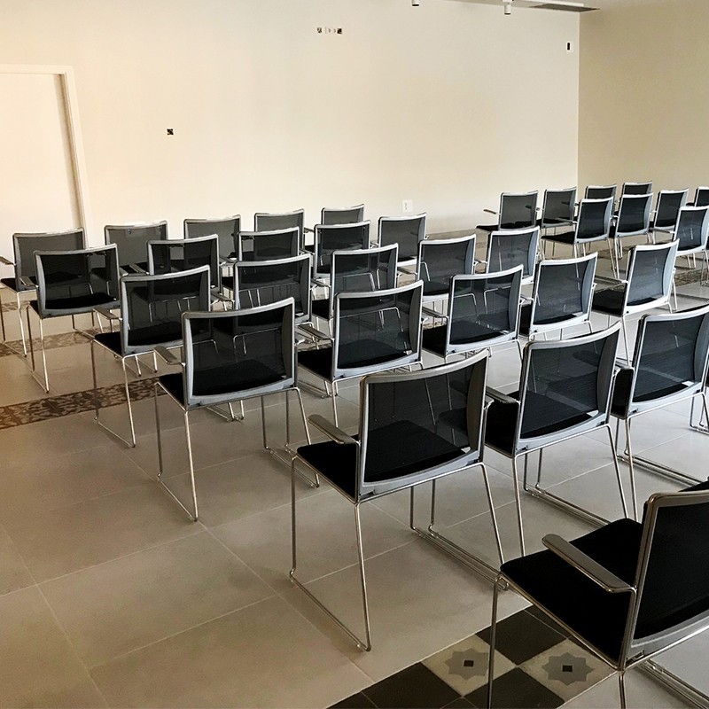 ▷ Silla de Reuniones Splash Malla de DileOffice - Oficinas Montiel