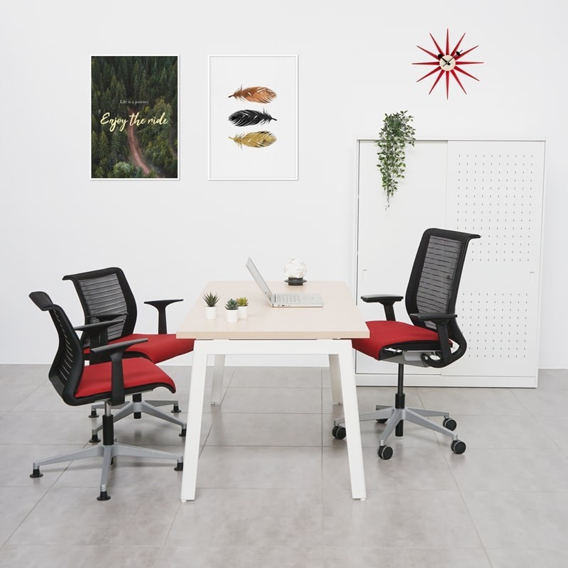 ▷ Silla Visitantes Think de Steelcase - Montiel