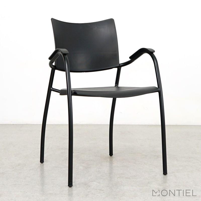 Silla Confidente Kena Negra 4 patas de Dynamobel