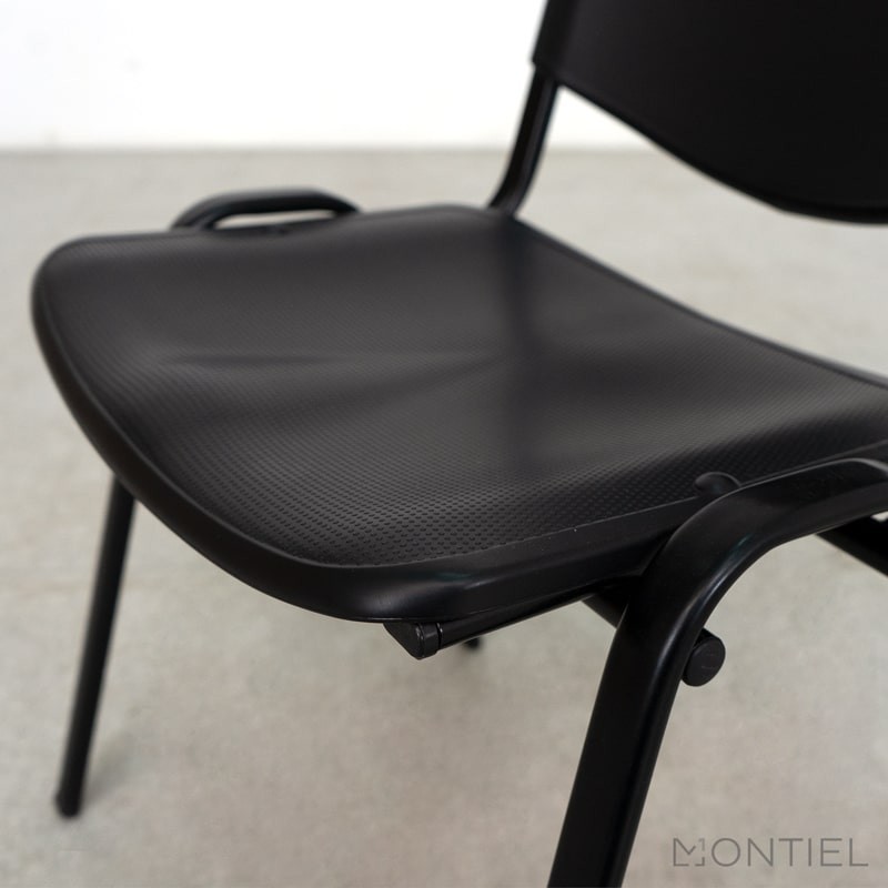 Silla Confidente Oficina de Leo Negra Montiel - OUTLET