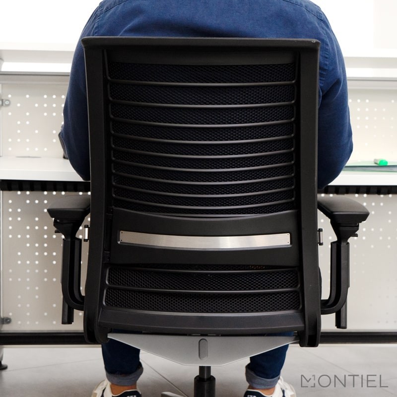 Silla Ergonómica 4D Think V2 de Steelcase - Montiel