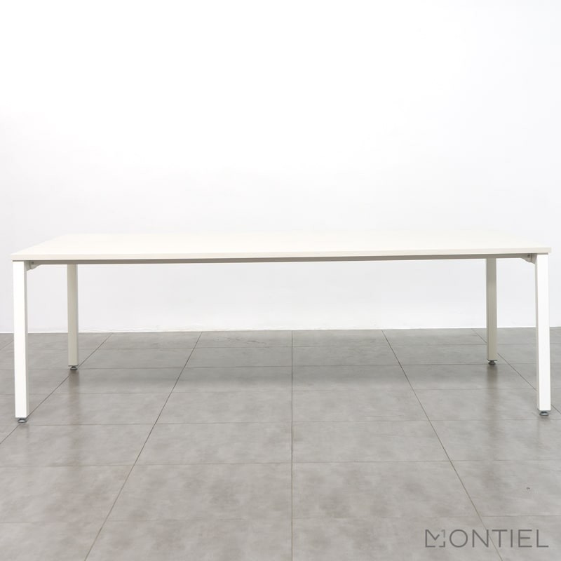 ▷ Mesa de Reunión de Kunna - Oficinas Montiel