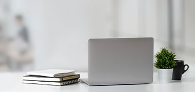 Consejos para organizar tu escritorio y teletrabajar cómodamente