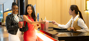 Diseño de Área de Recepción: Cómo Reflejar Positivamente la Marca de tu Empresa