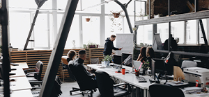 Cómo crear espacios tranquilos en una oficina de planta abierta